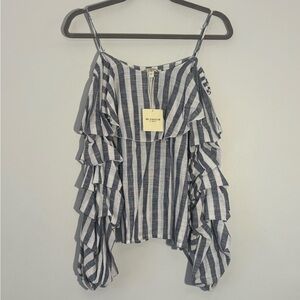 NWT Free Generation Ruffled Top